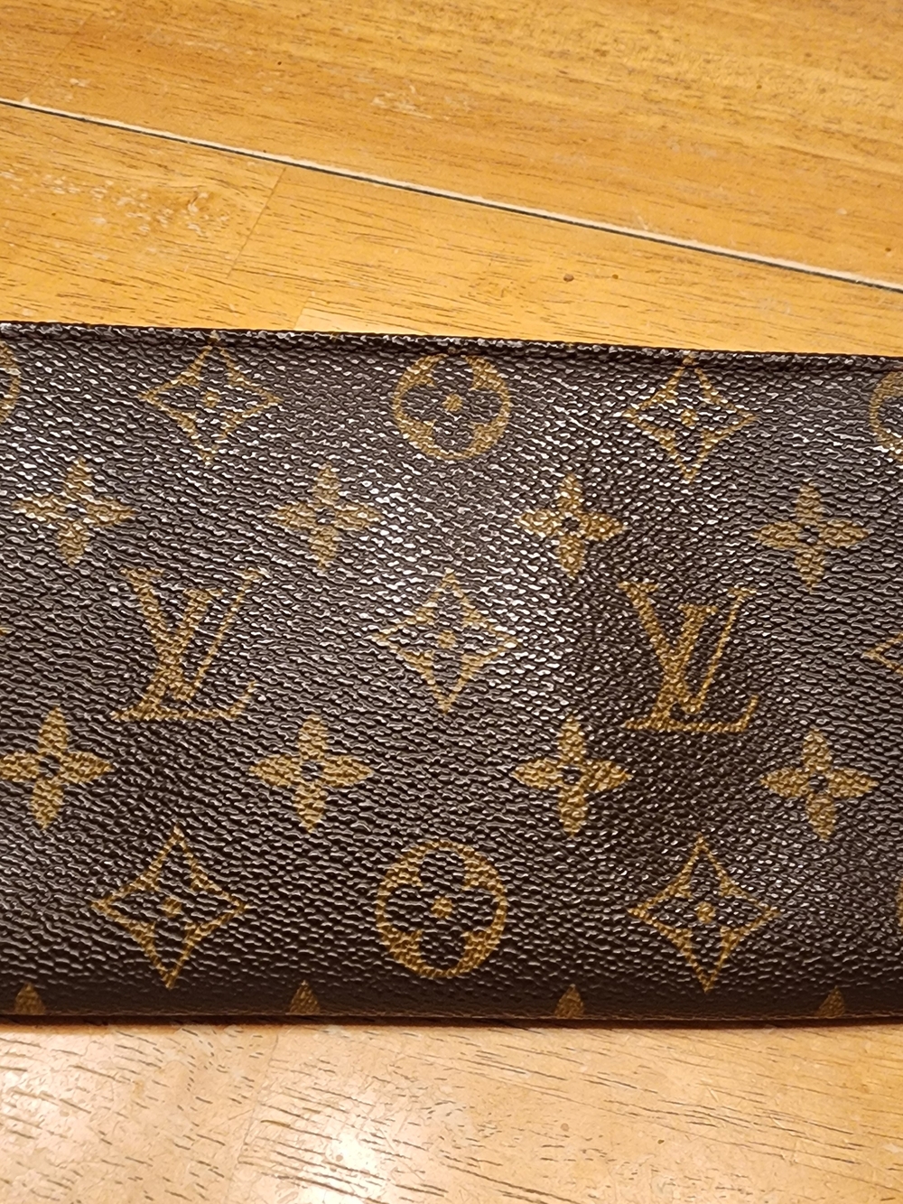 Louis Vuitton Monogram Toiletry Pouch 15 made of canvas. - Picture 3 of 16